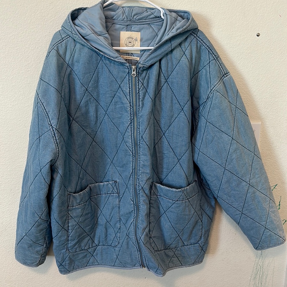 Urban outfitters Size Medium light blue Quilted Sweater